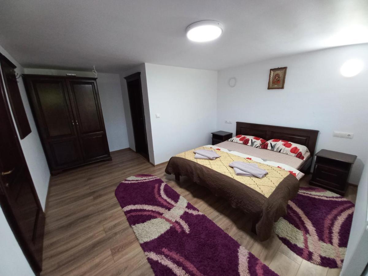 Casa De Vacanta Perla Colibitei Colibita Ngoại thất bức ảnh